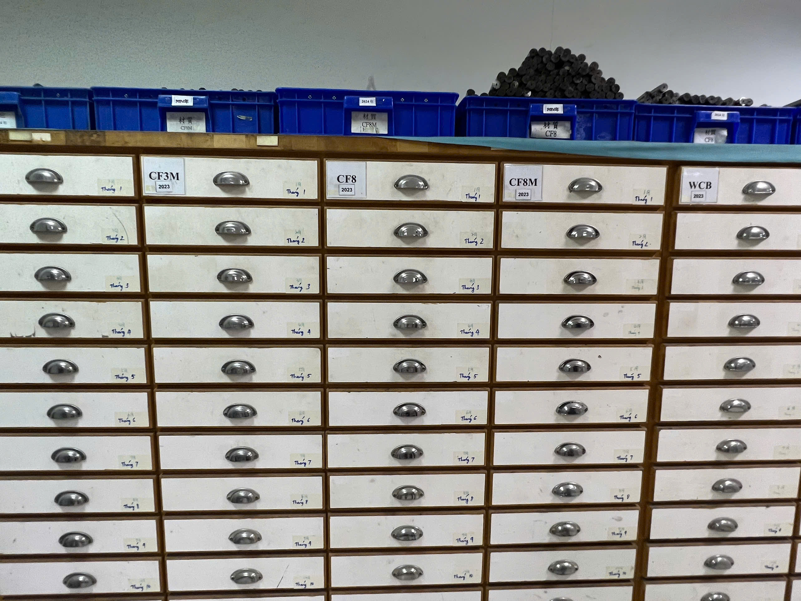Storage Cabinet 2.jpg